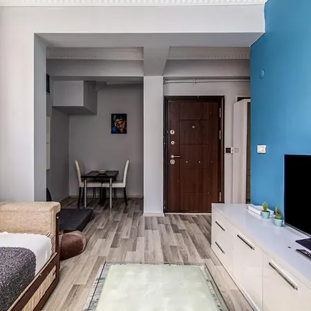 Modern And Cozy In Eyupsultan Apartman