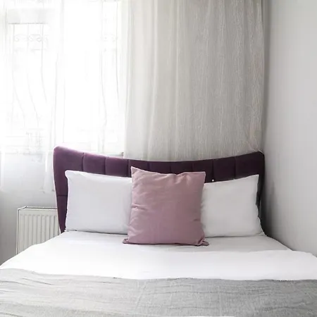 Modern And Cozy In Eyupsultan *